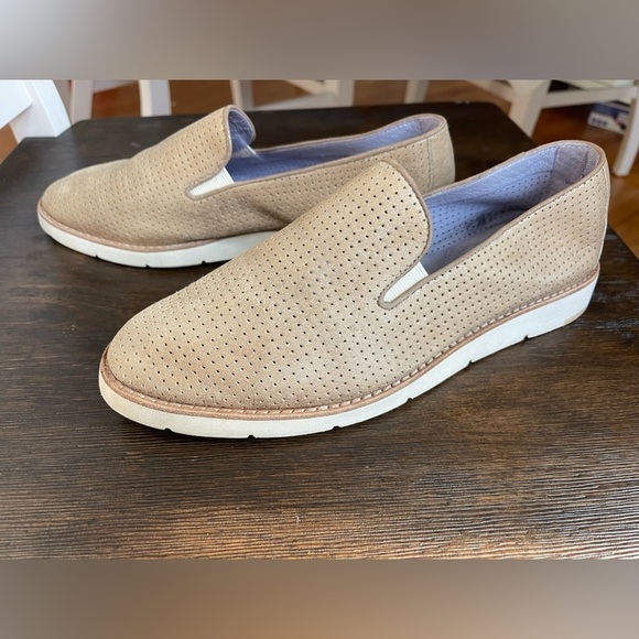 Johnston and Murphy perforated loafers - Picture 5 of 10